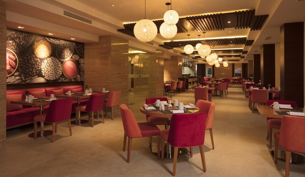 Royal Singi Hotel Kathmandu Exterior photo