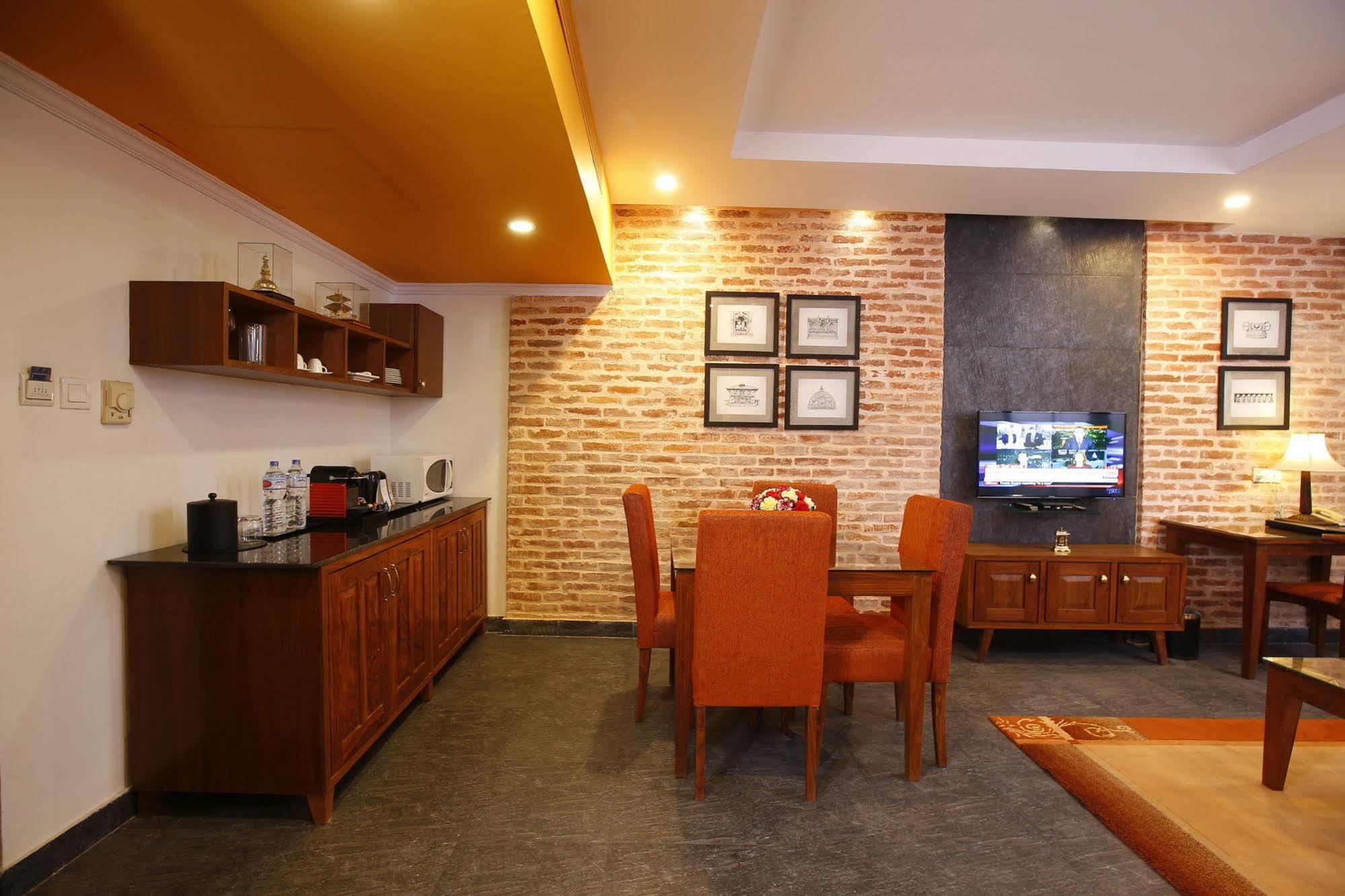 Royal Singi Hotel Kathmandu Exterior photo